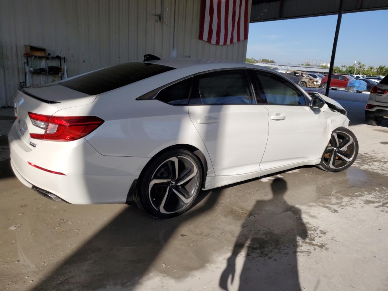 2022 HONDA ACCORD SPO - Фото 3