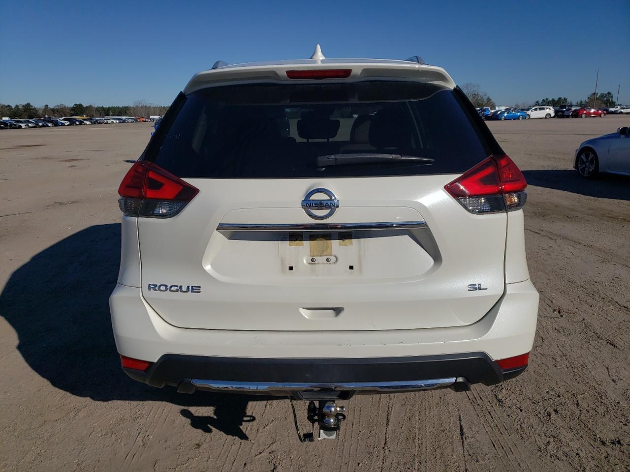 2017 NISSAN ROGUE S - Фото 6