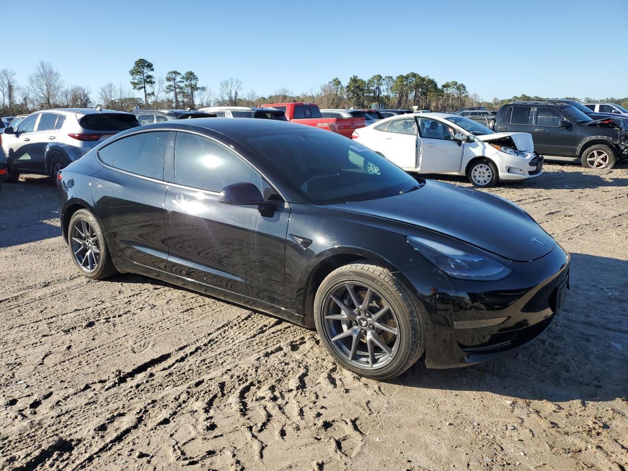 2021 TESLA MODEL 3 - Фото 4