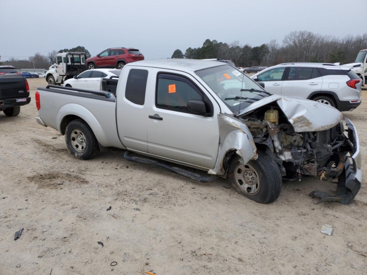 2012 NISSAN FRONTIER S - Фото 4
