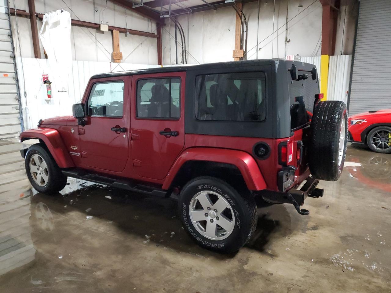 2012 JEEP WRANGLER U - Image 2