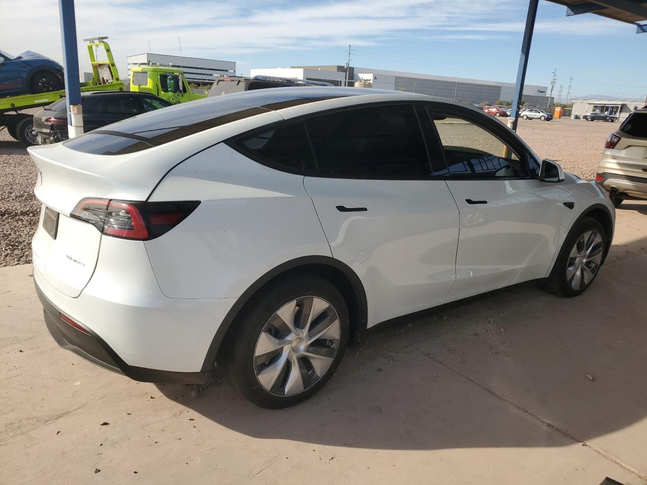 2023 TESLA MODEL Y - Фото 3