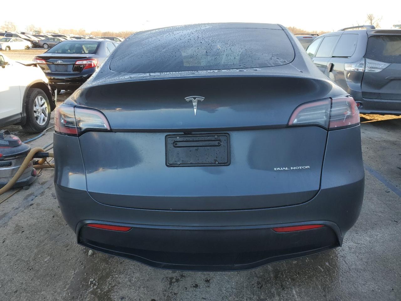 2023 TESLA MODEL Y - Image 6