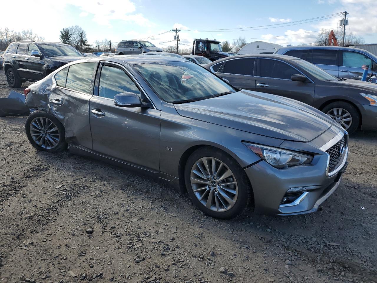 2019 INFINITI Q50 LUXE - Image 4