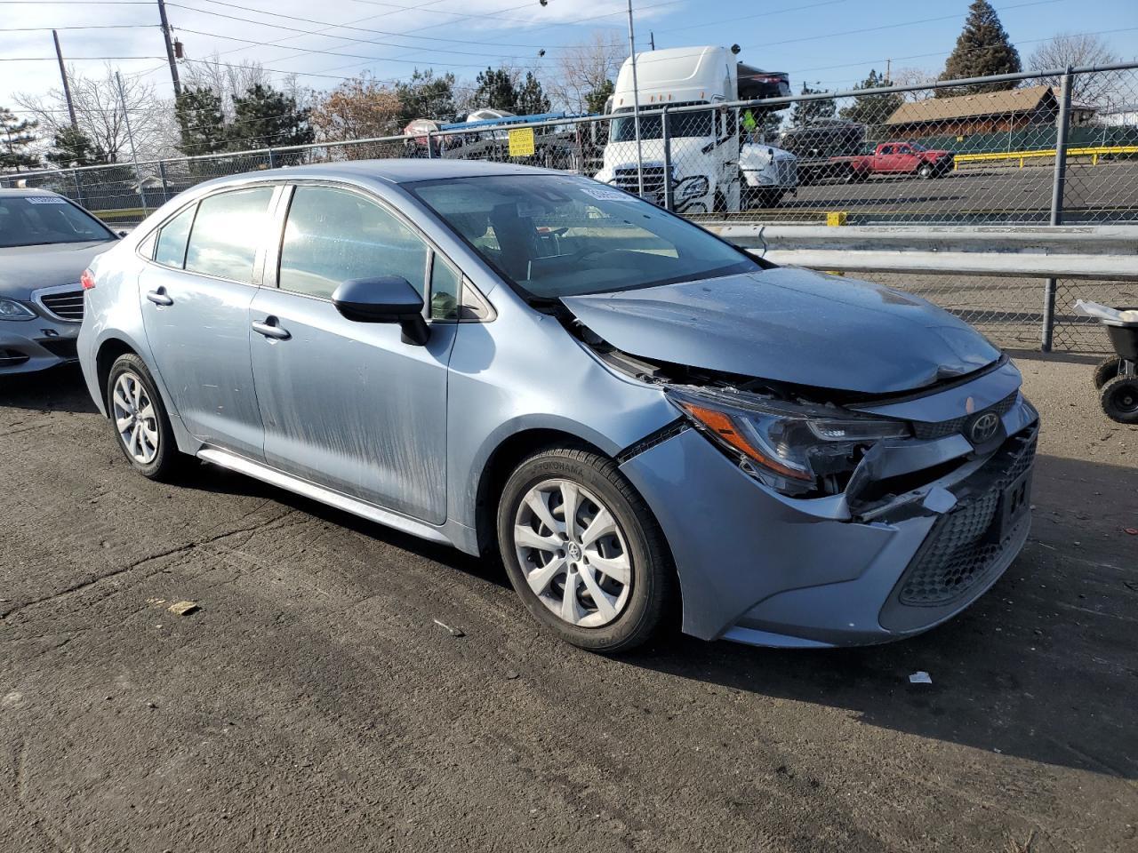2020 TOYOTA COROLLA LE - Фото 4
