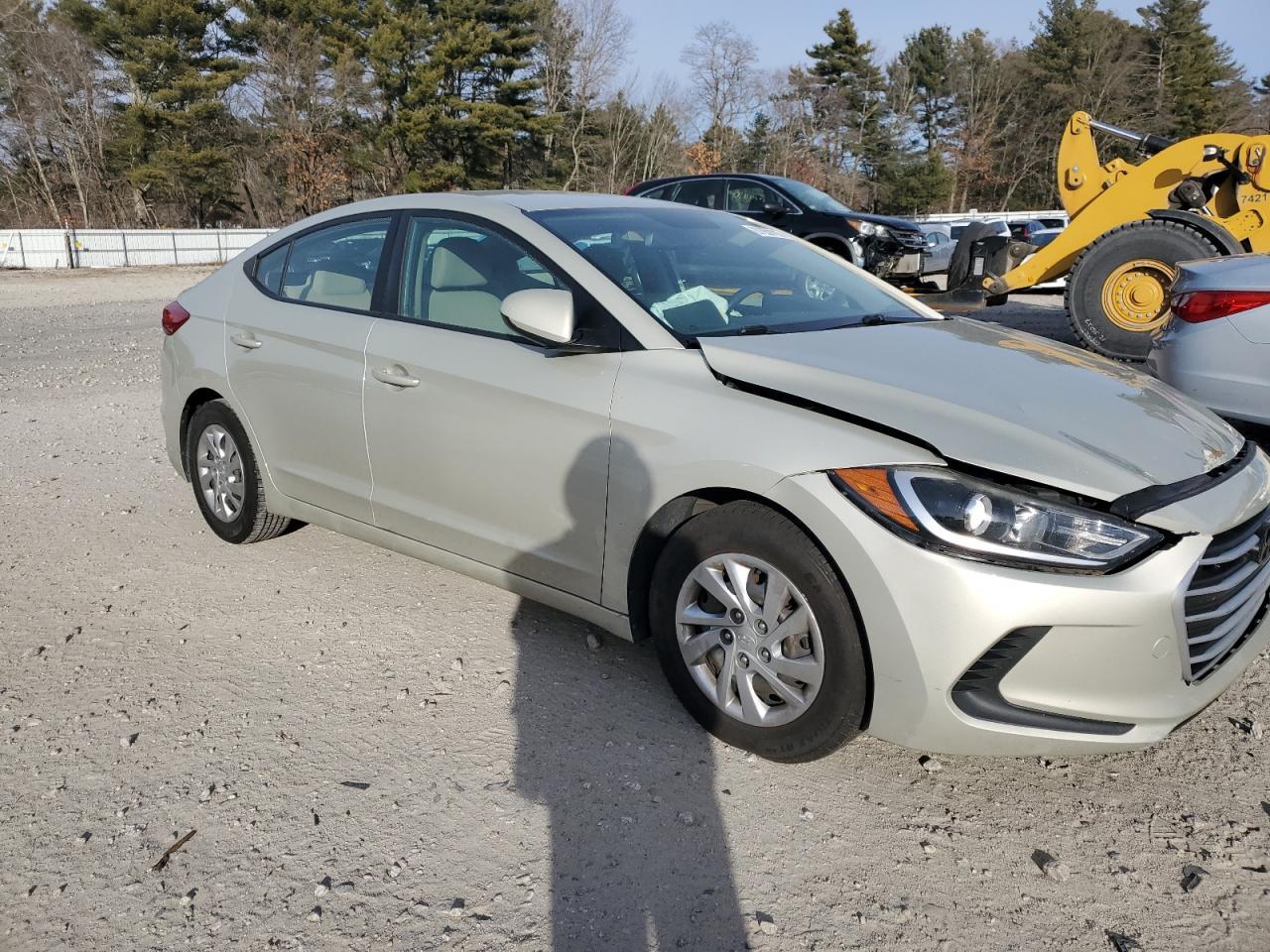 2017 HYUNDAI ELANTRA SE - Фото 4