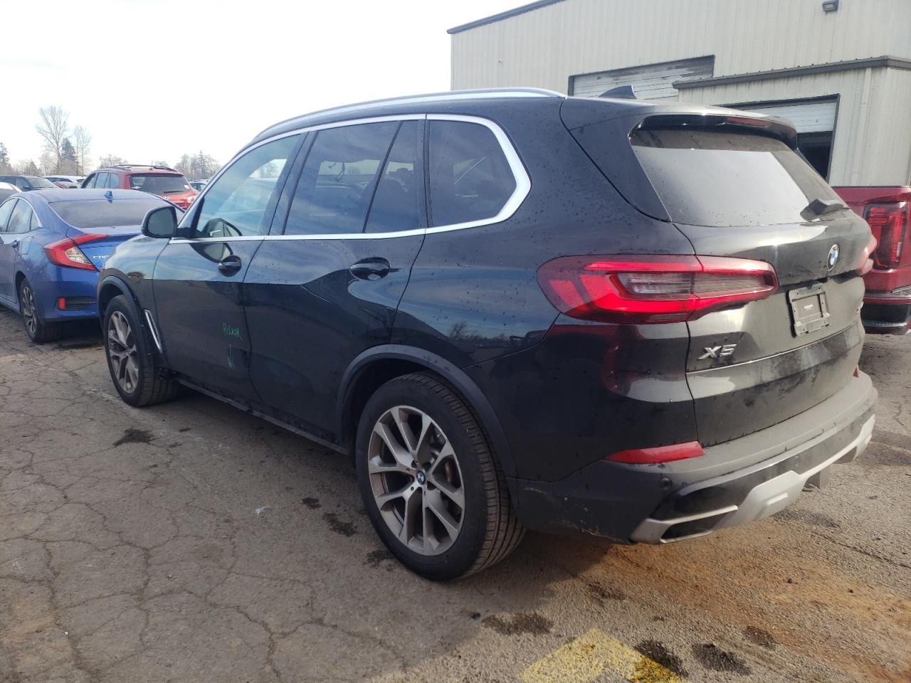 2022 BMW X5 XDRIVE4 - Фото 2