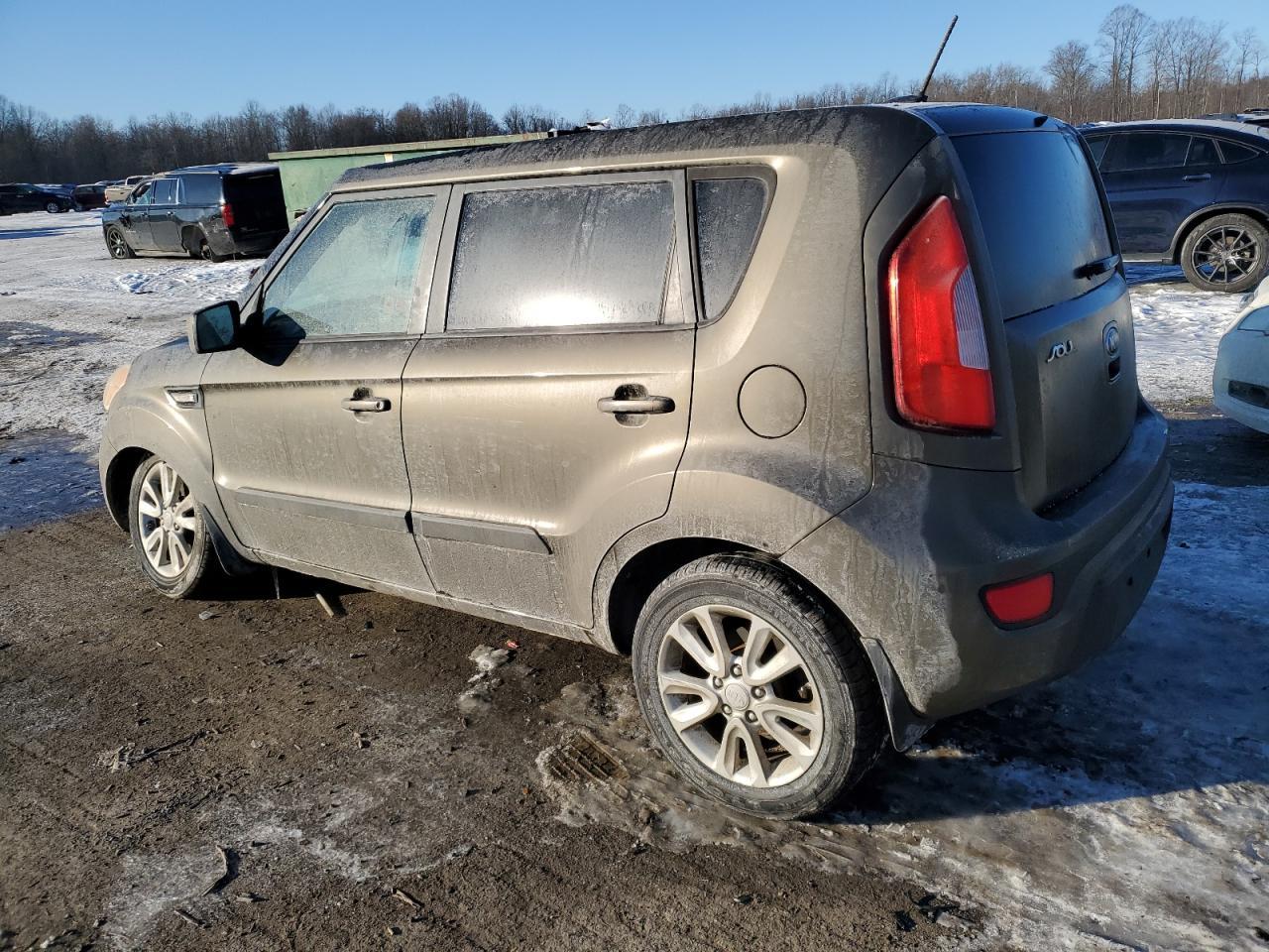 2013 KIA SOUL - Image 2