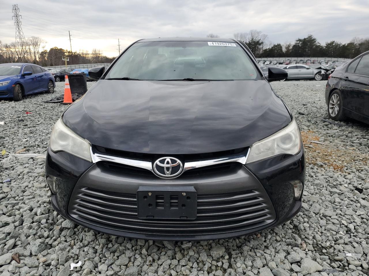 2017 TOYOTA CAMRY LE - Фото 5