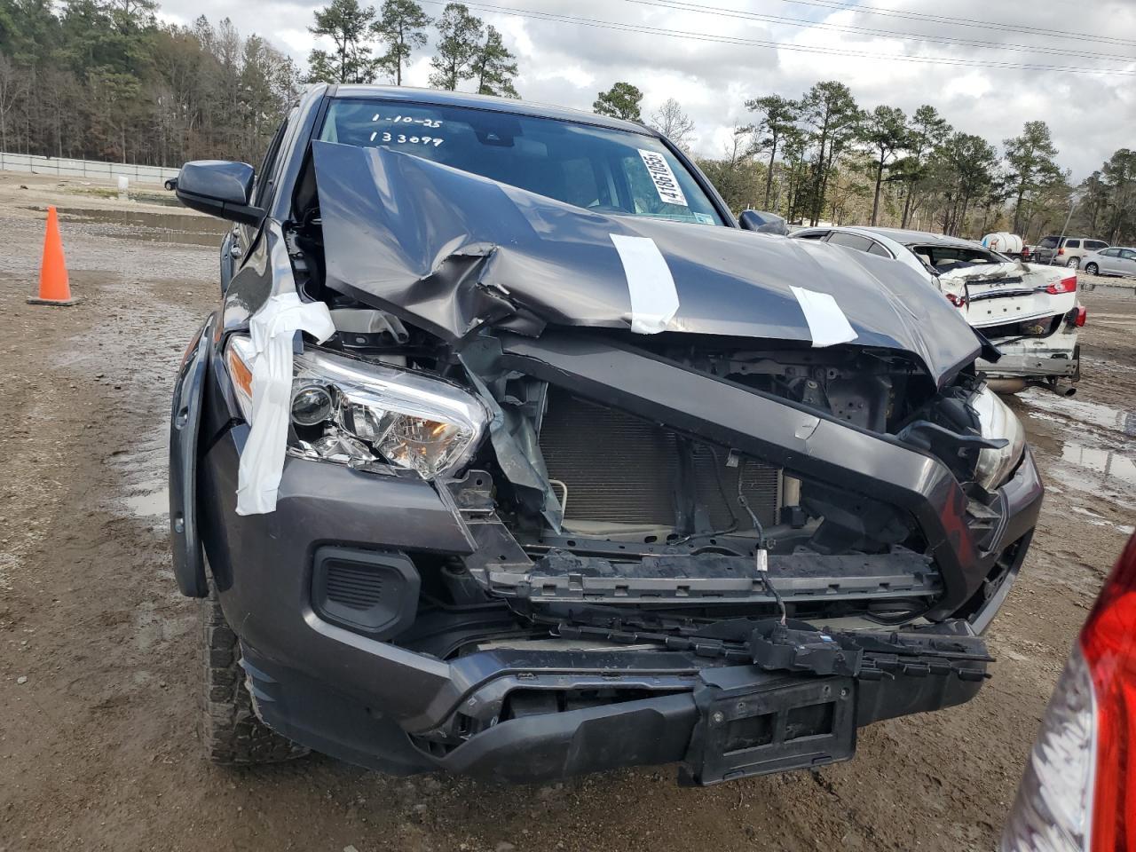 2019 TOYOTA TACOMA DOU - Фото 5