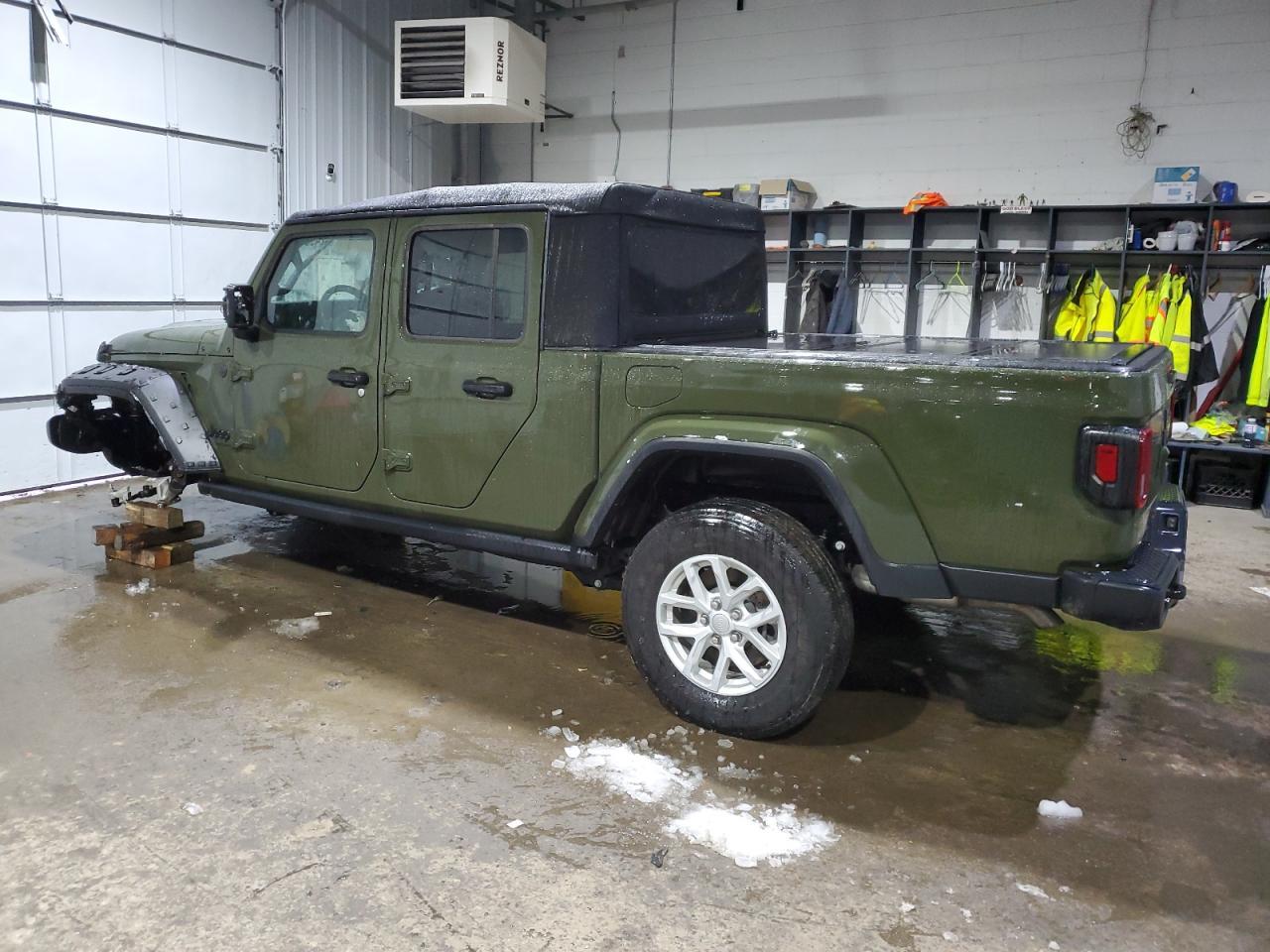 2023 JEEP GLADIATOR - Image 2