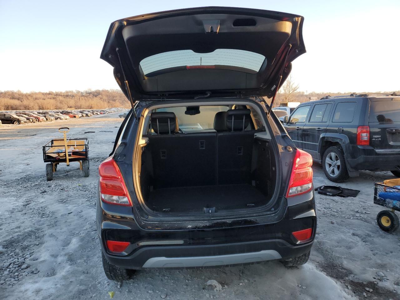 2019 CHEVROLET TRAX 1LT - Фото 6