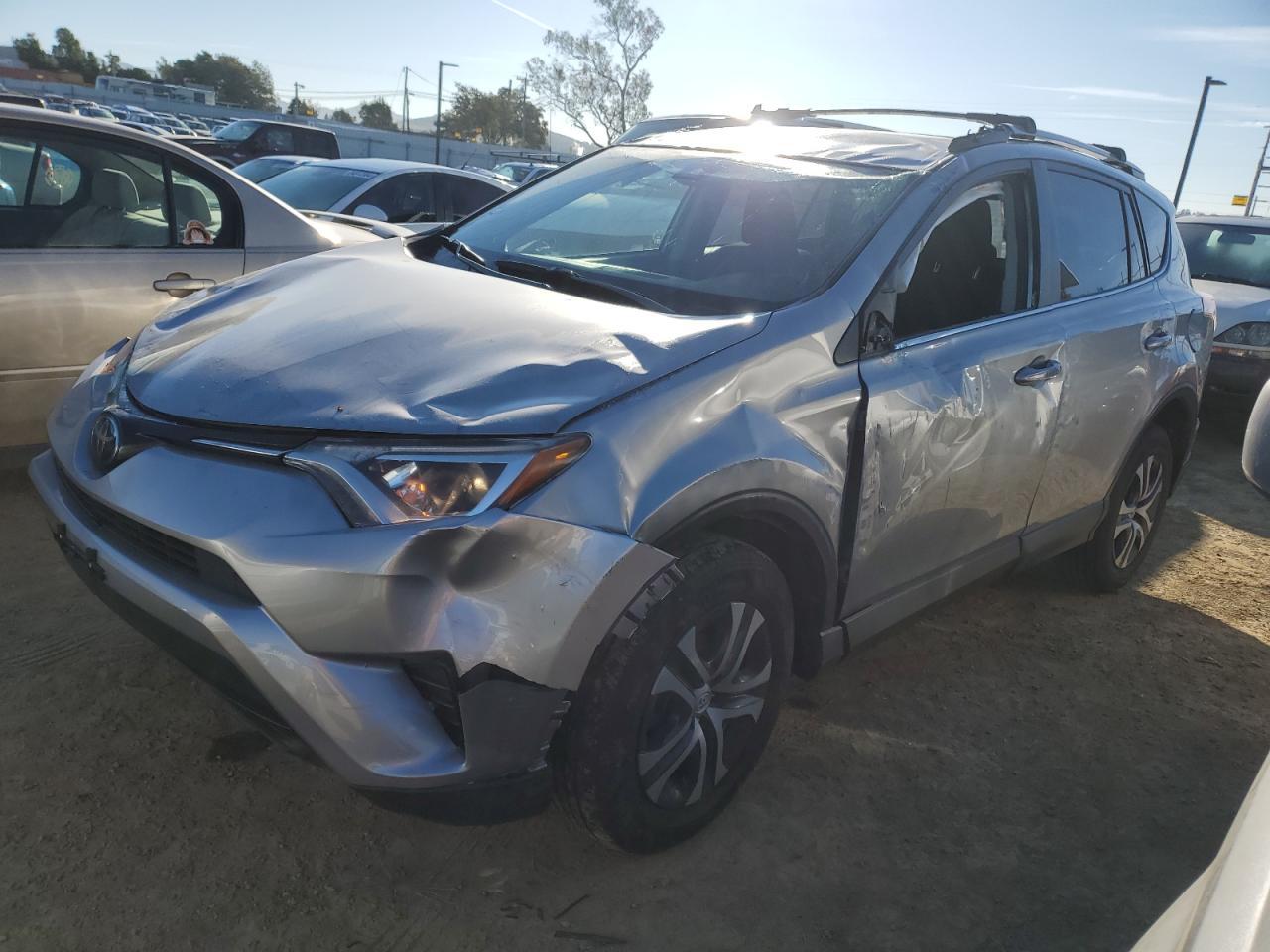 2018 TOYOTA RAV4 LE