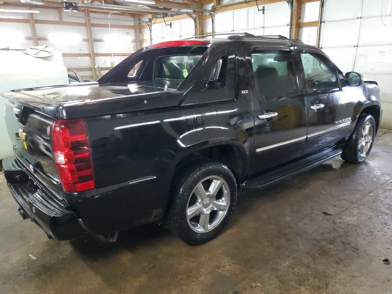 2012 CHEVROLET AVALANCHE - Фото 3