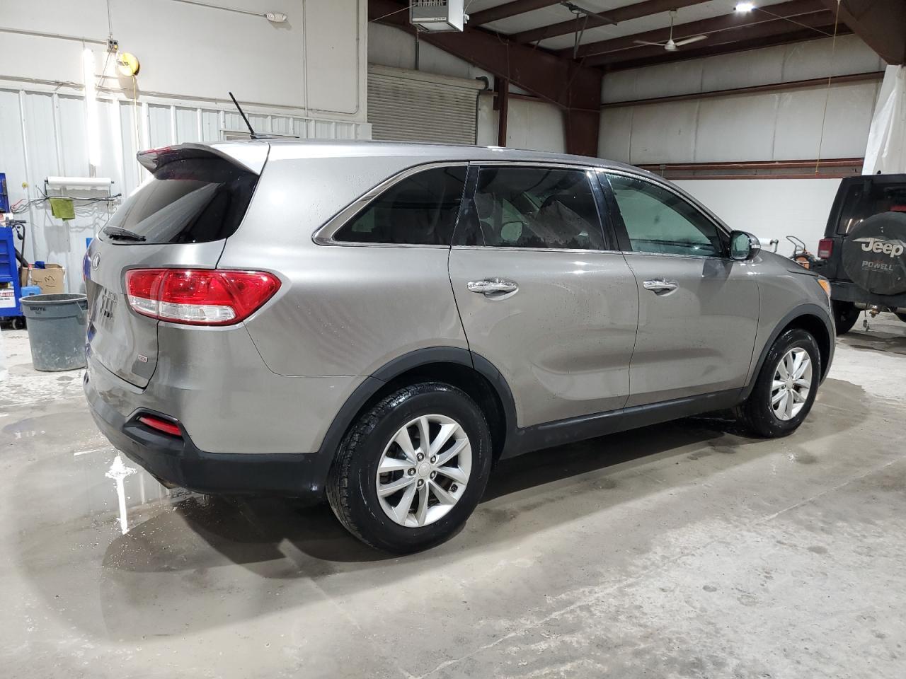 2016 KIA SORENTO LX - Image 3