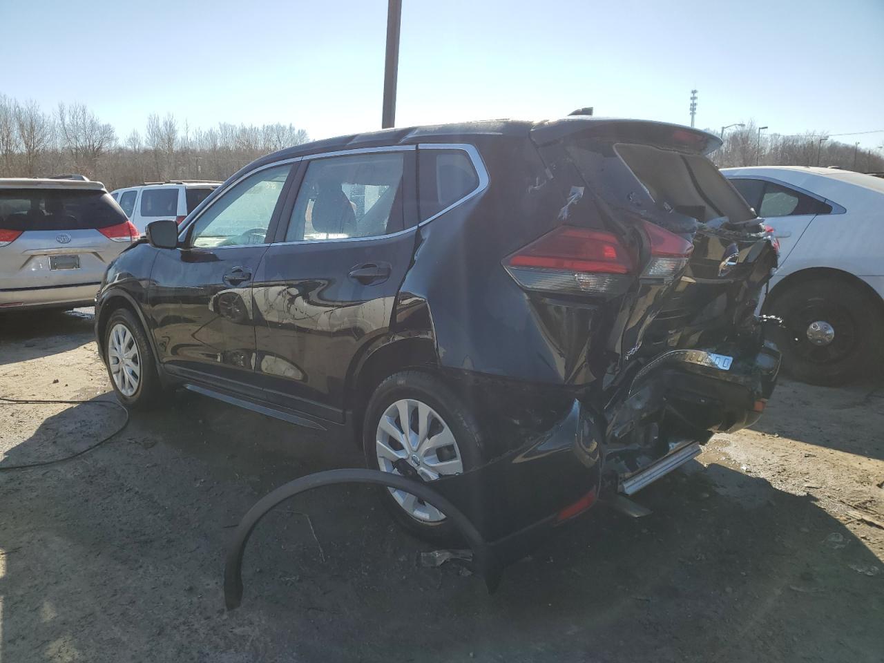 2017 NISSAN ROGUE S - Фото 2