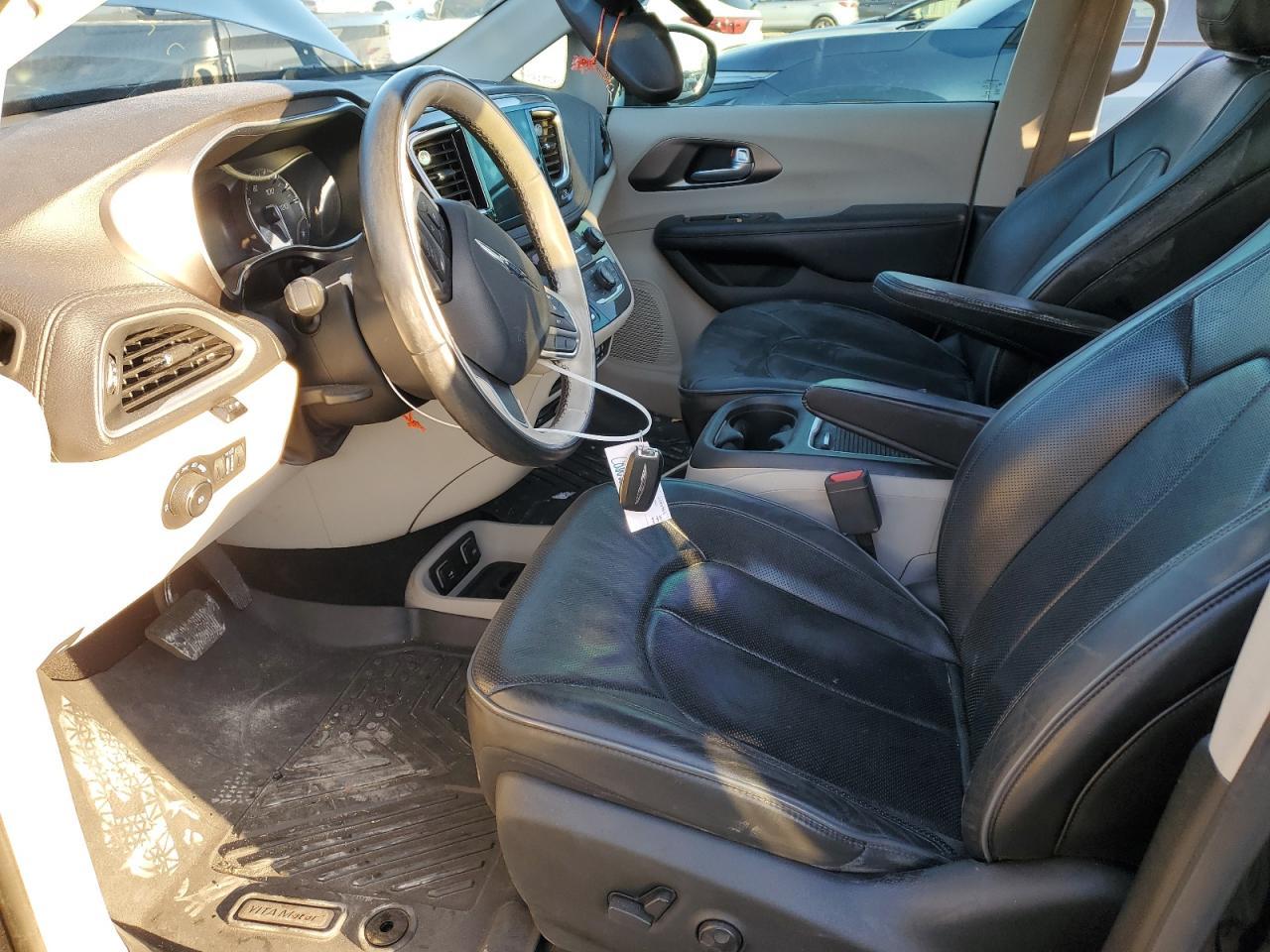 2017 CHRYSLER PACIFICA L - Image 7