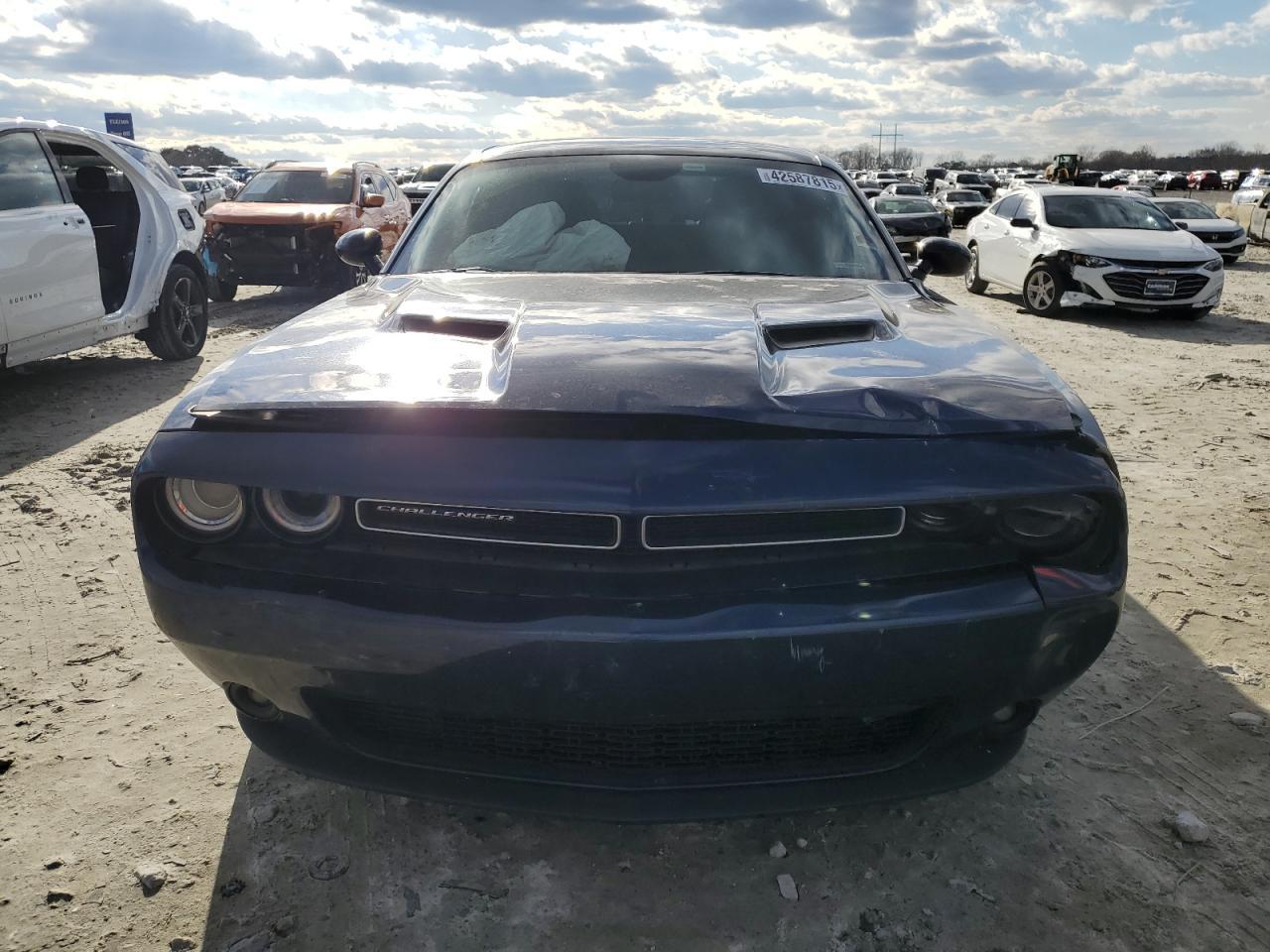 2016 DODGE CHALLENGER - Image 5