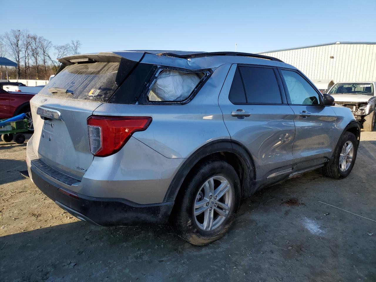 2023 FORD EXPLORER X - Фото 3