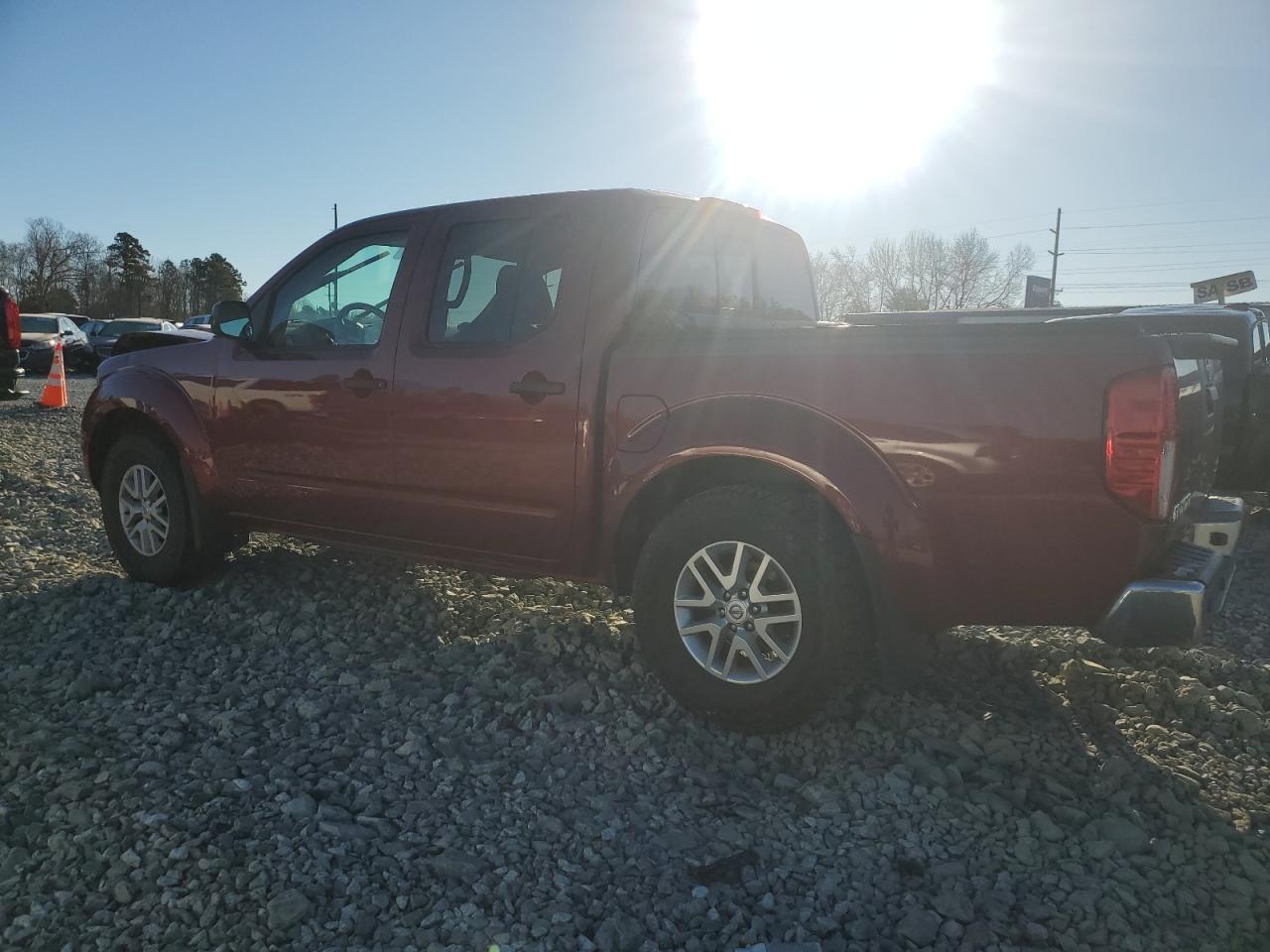2017 NISSAN FRONTIER S - Image 2