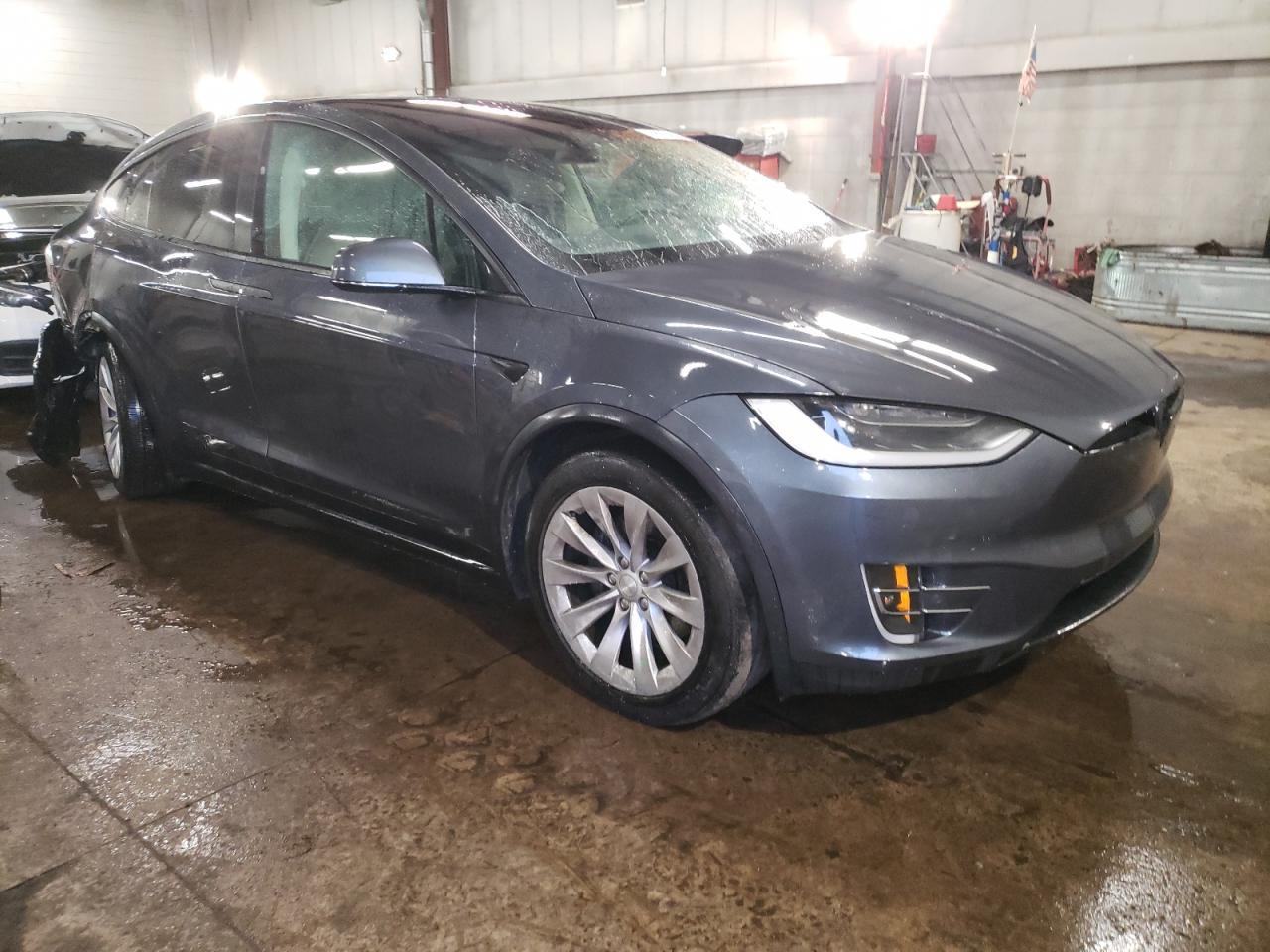 2018 TESLA MODEL X - Фото 4