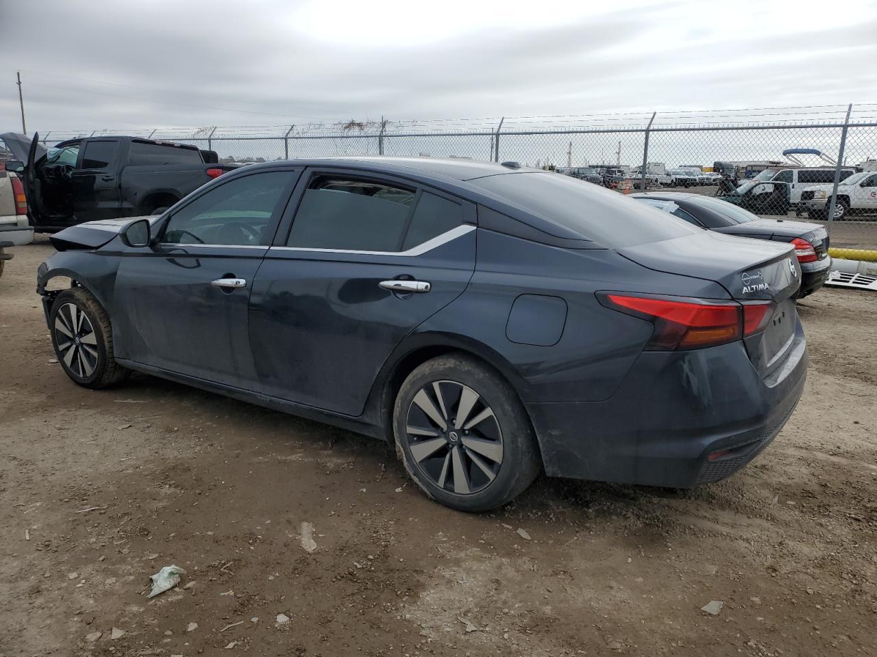2022 NISSAN ALTIMA SV - Фото 2
