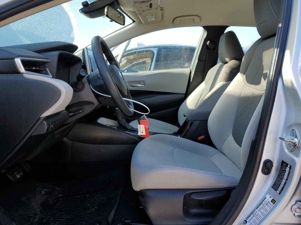 2021 TOYOTA COROLLA LE - Фото 7