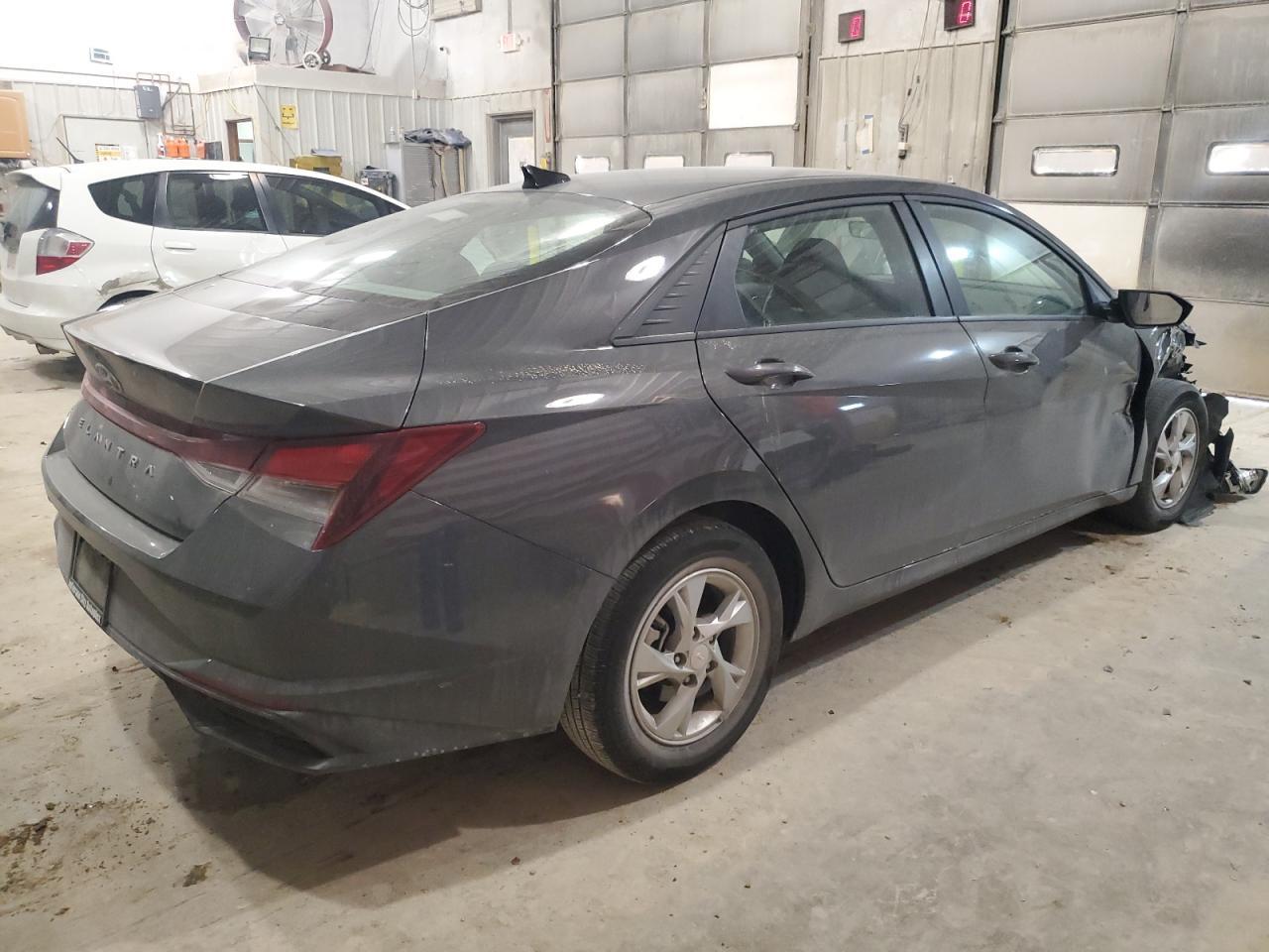 2023 HYUNDAI ELANTRA SE - Image 3