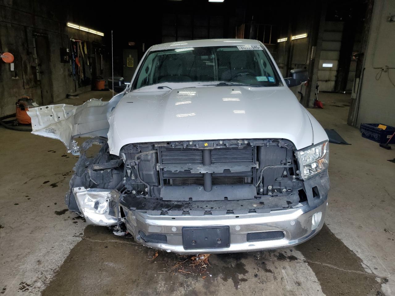 2019 RAM 1500 CLASS - Image 5