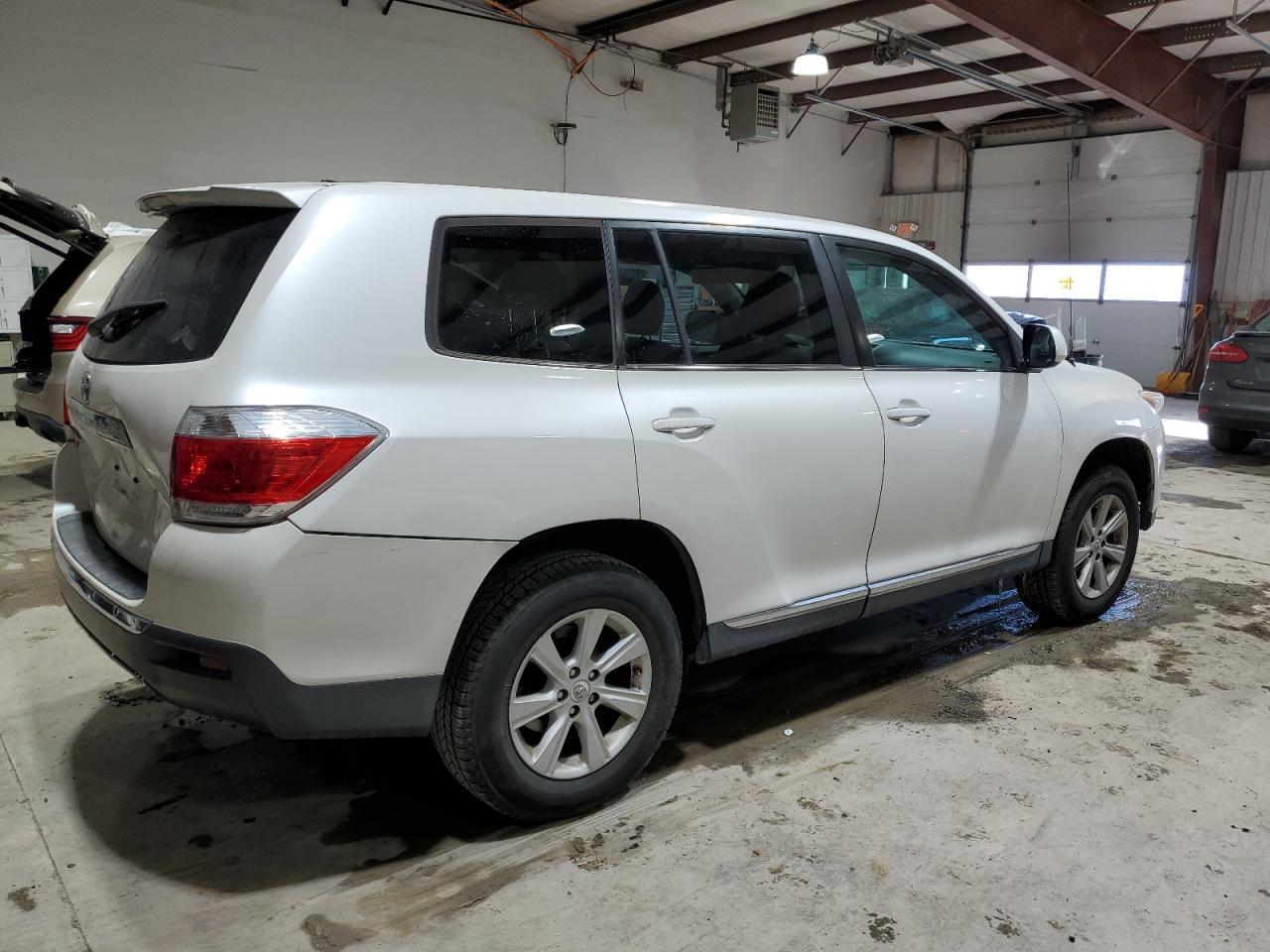 2012 TOYOTA HIGHLANDER - Image 3
