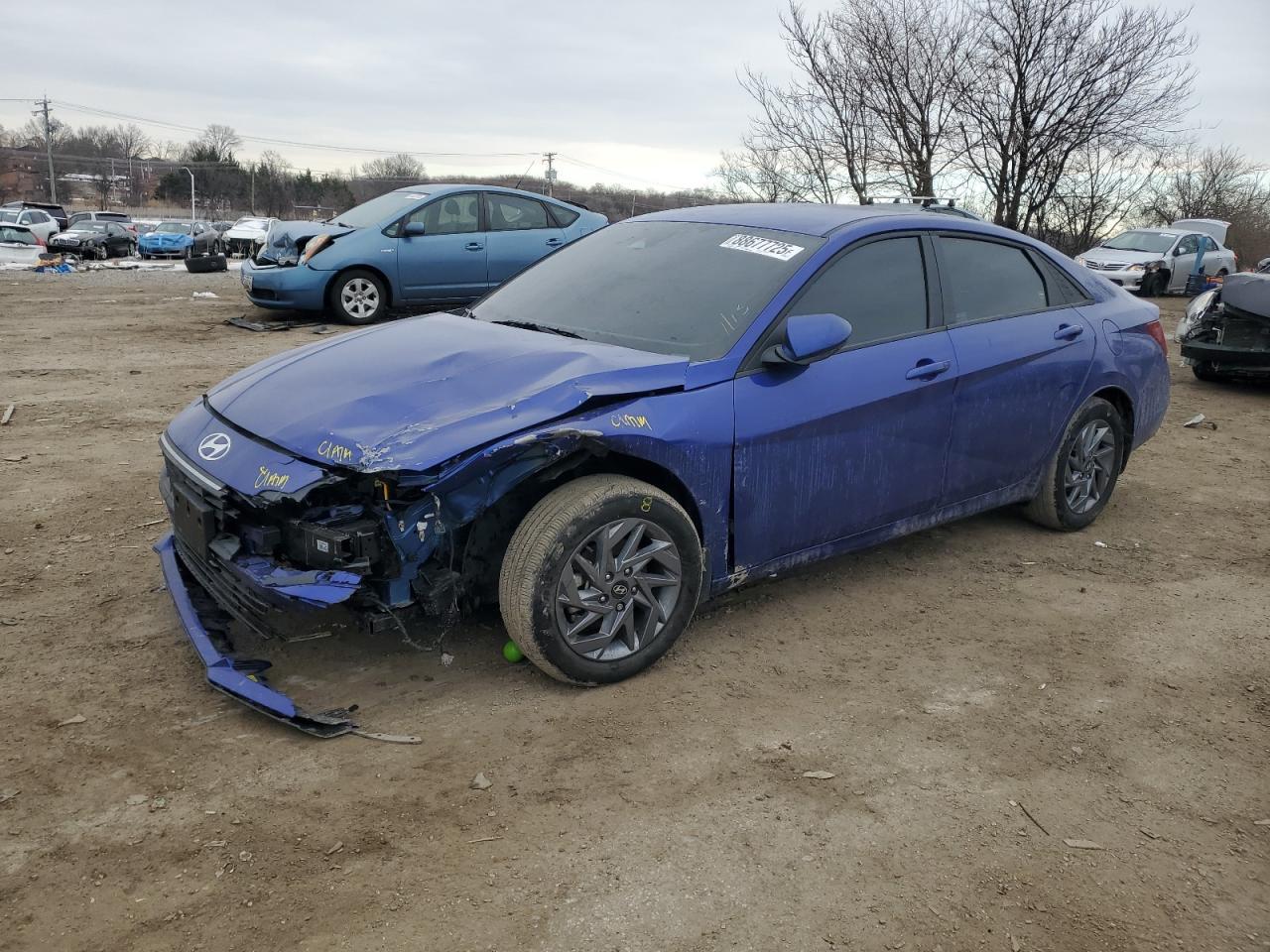 2024 HYUNDAI ELANTRA SE