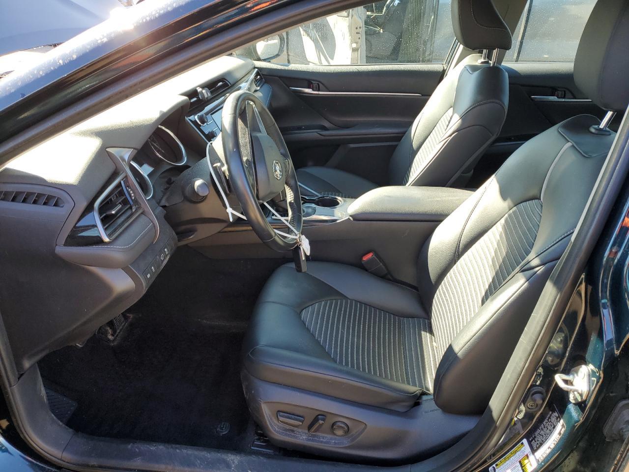 2019 TOYOTA CAMRY L - Фото 7