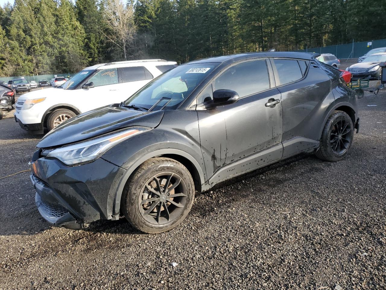 2021 TOYOTA C-HR XLE