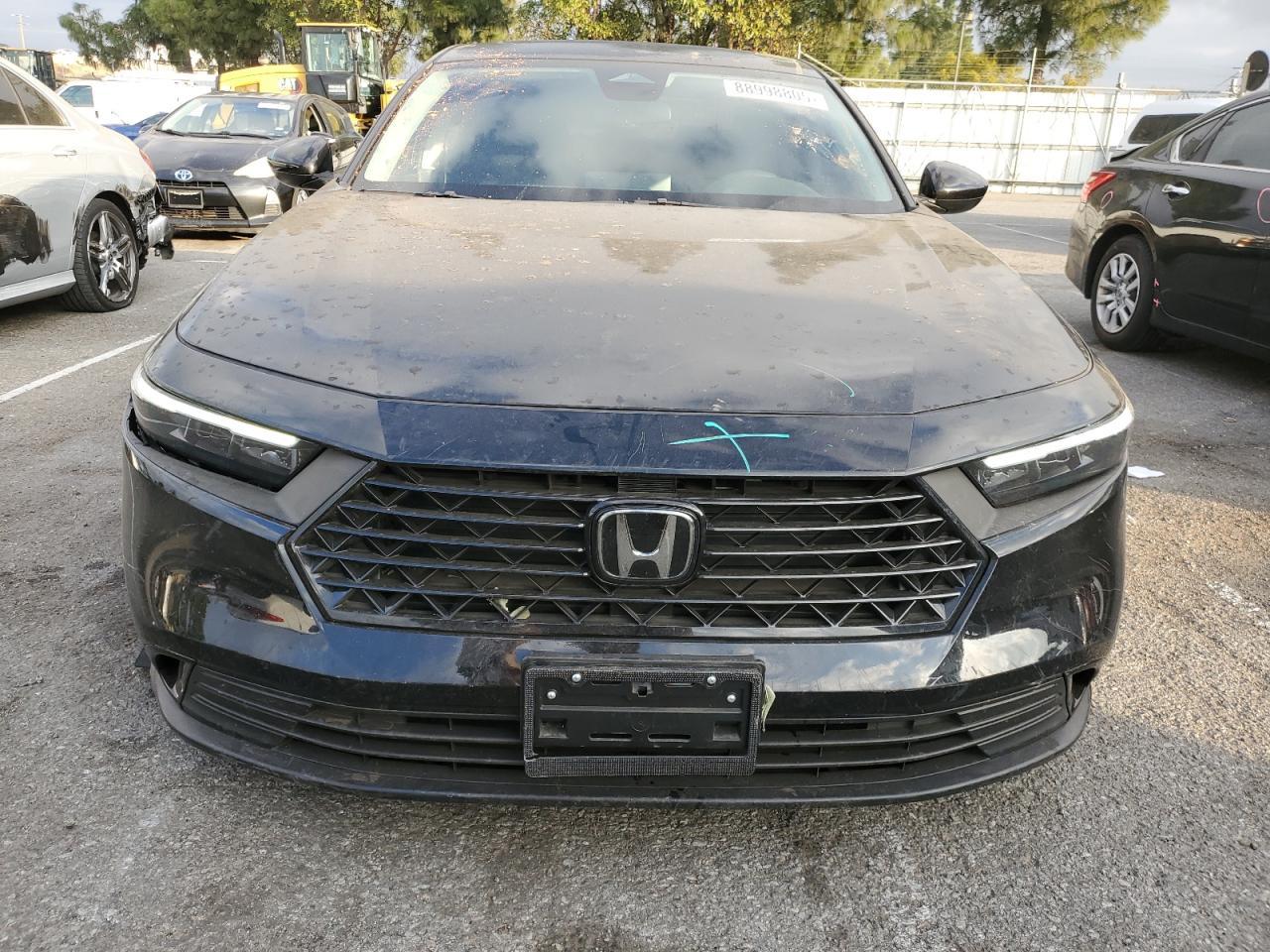 2024 HONDA ACCORD EX - Фото 5
