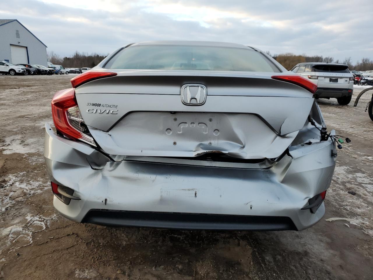 2016 HONDA CIVIC LX - Image 6