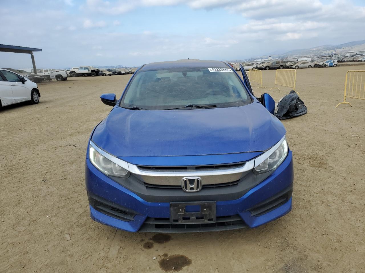 2017 HONDA CIVIC LX - Фото 5