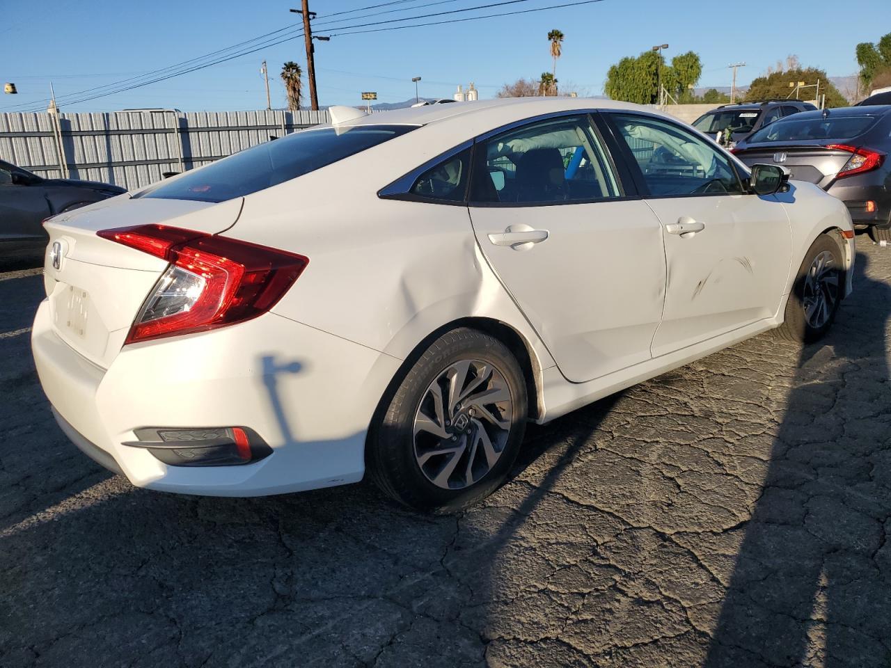 2018 HONDA CIVIC EX - Фото 3
