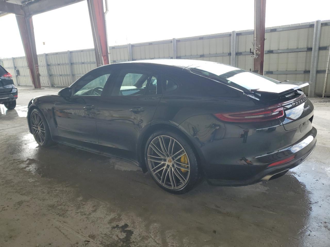 2018 PORSCHE PANAMERA 4 - Фото 2