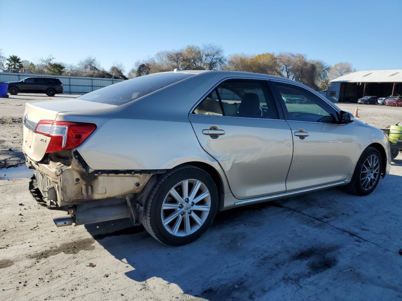 2012 TOYOTA CAMRY BASE - Фото 3