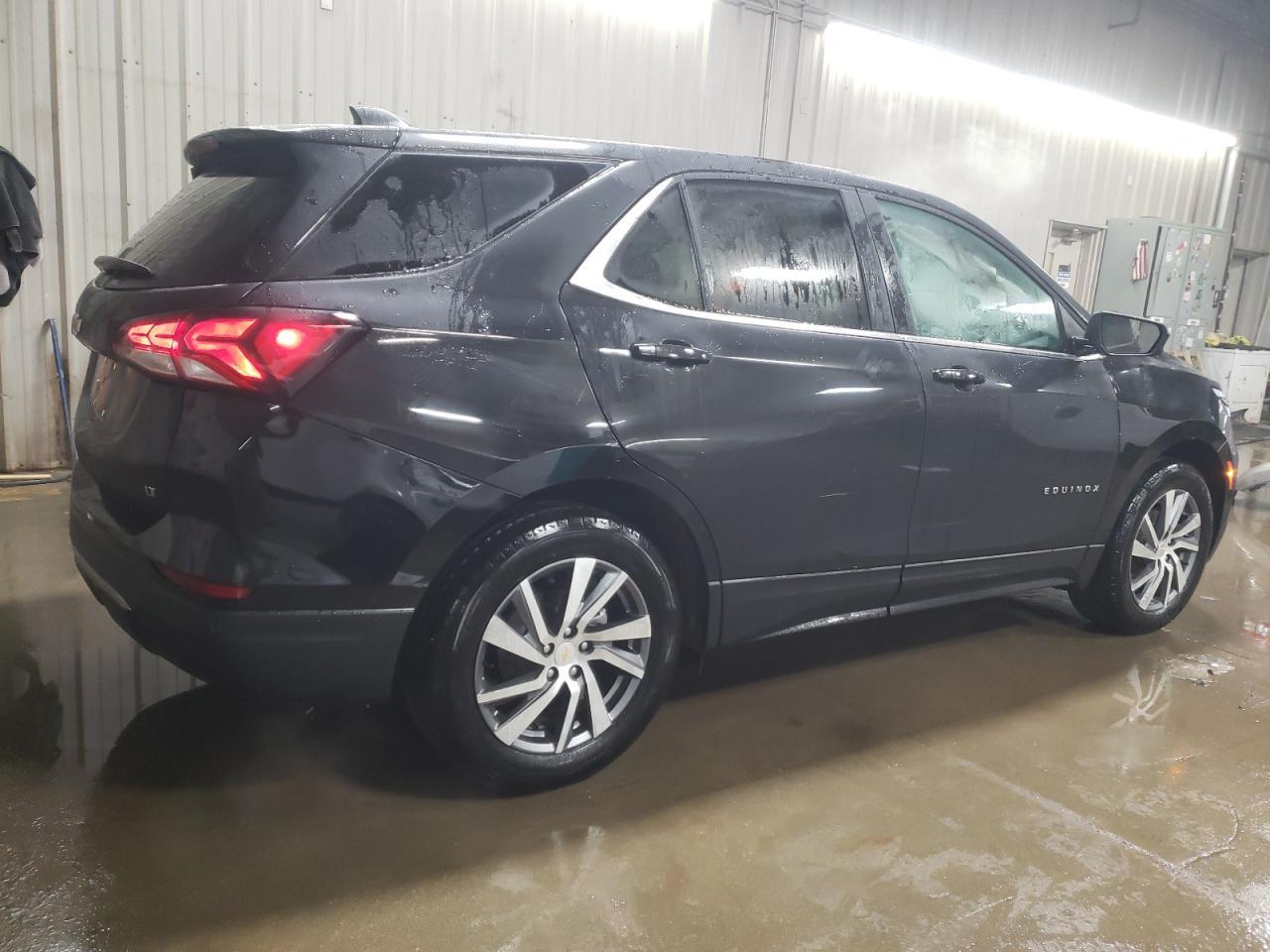 2024 CHEVROLET EQUINOX LT - Image 3