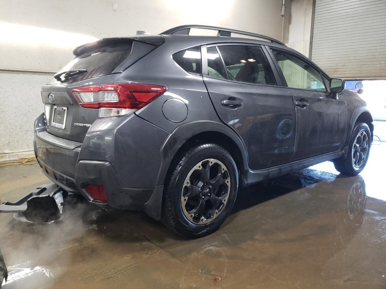2021 SUBARU CROSSTREK - Фото 3