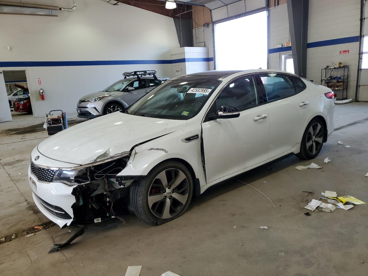2016 KIA OPTIMA SX