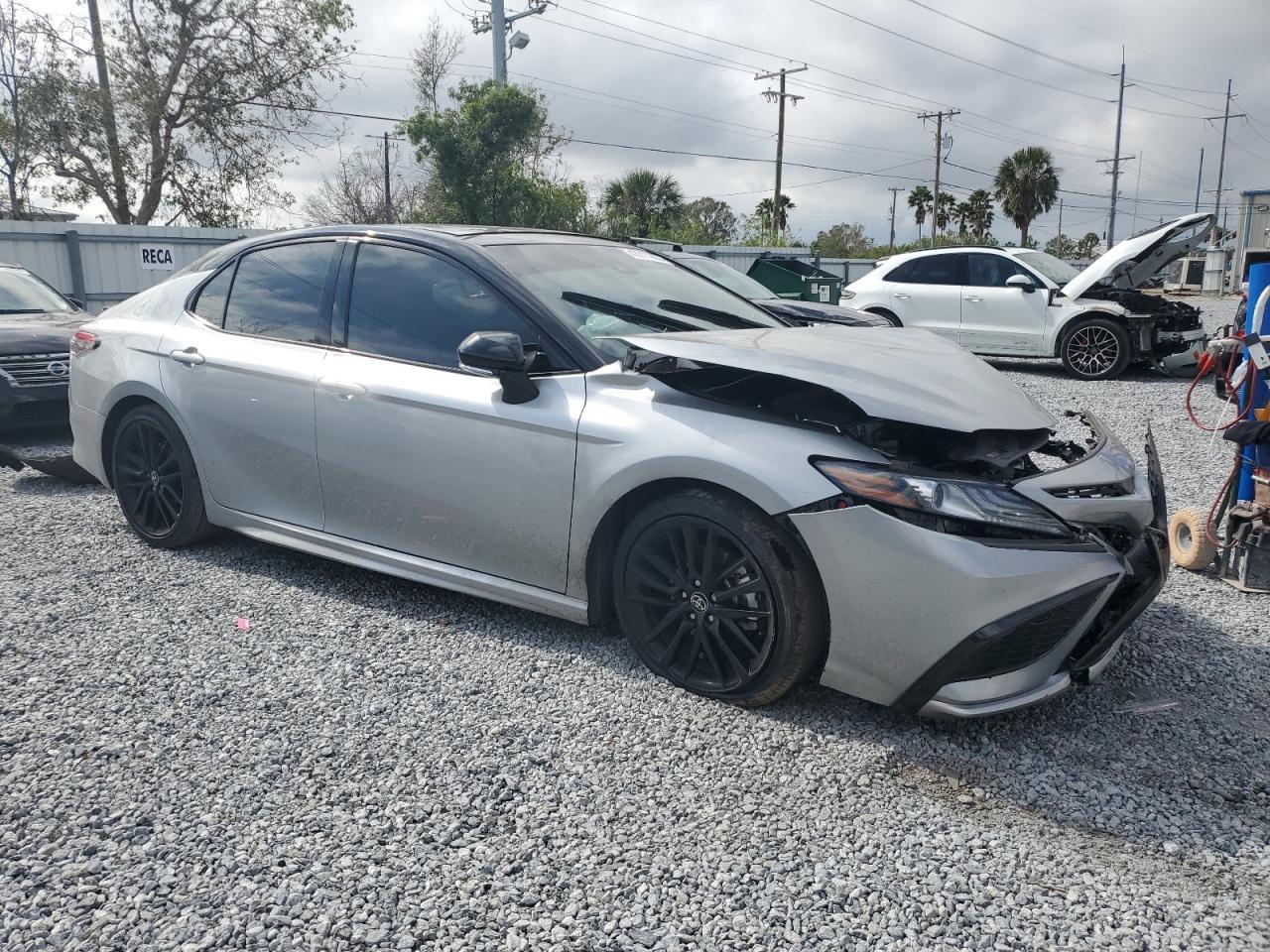 2022 TOYOTA CAMRY XSE - Фото 4