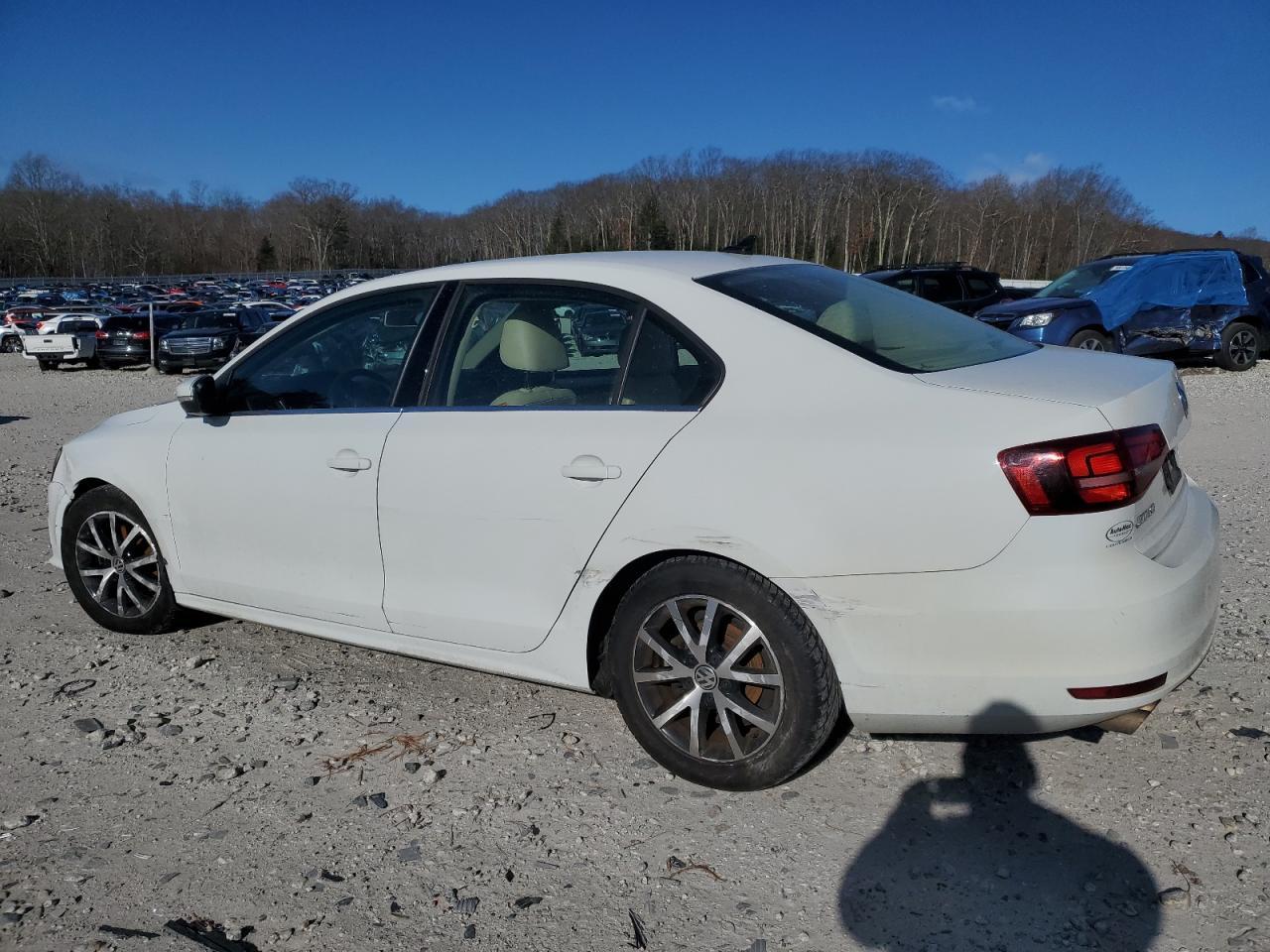 2017 VOLKSWAGEN JETTA SE - Фото 2