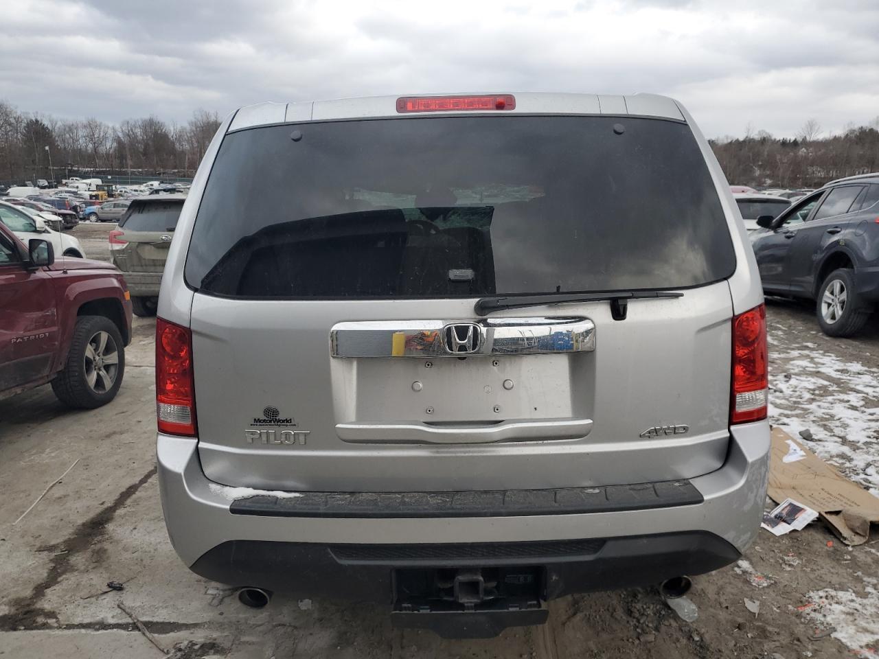 2015 HONDA PILOT EXL - Image 6