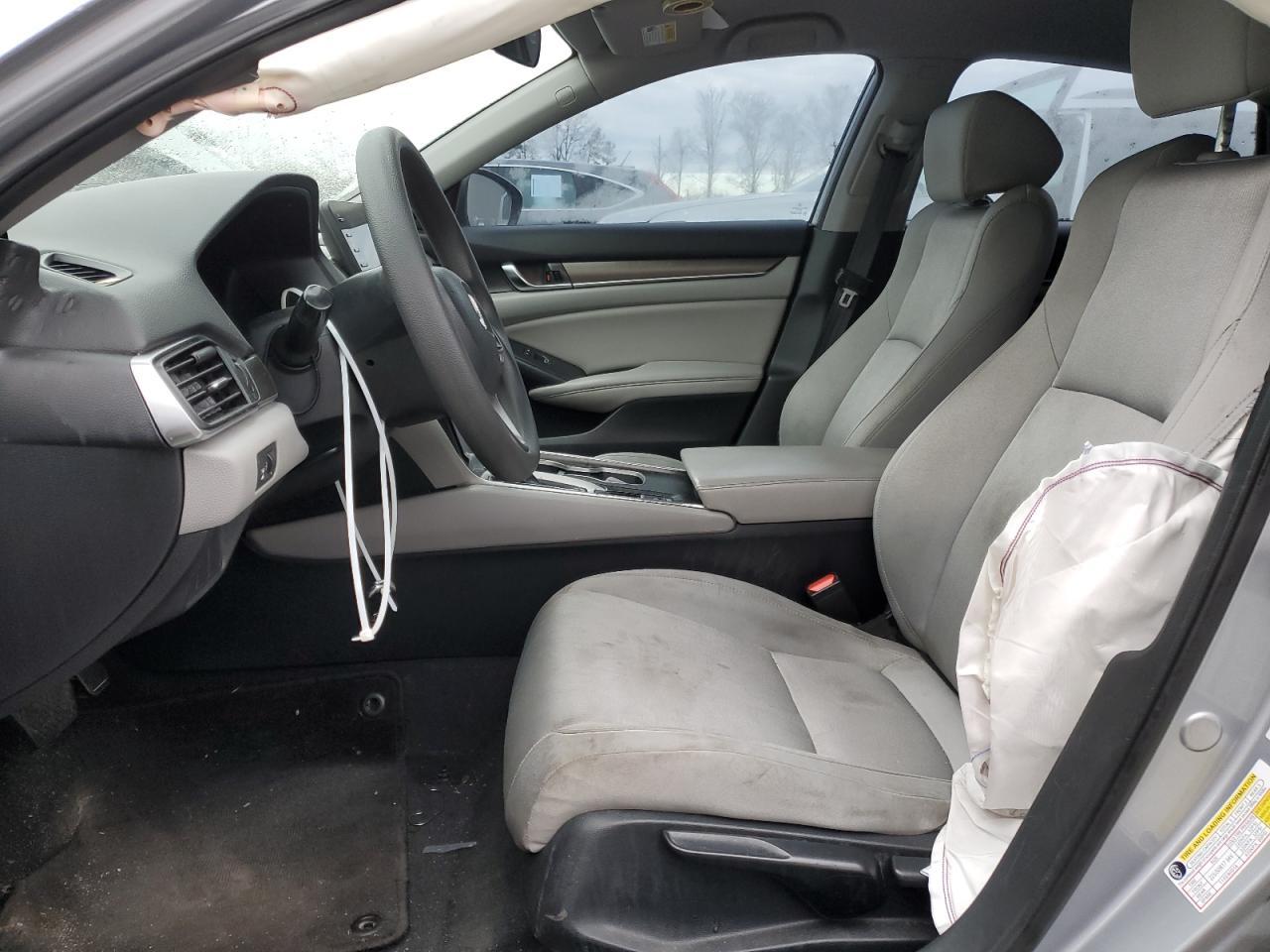 2018 HONDA ACCORD LX - Image 7