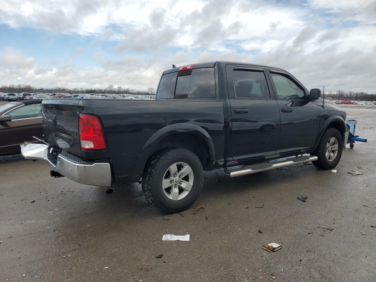 2015 RAM 1500 SLT - Image 3