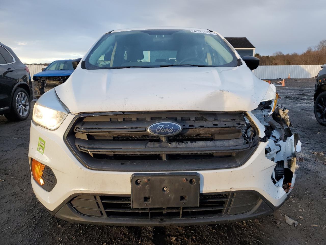 2017 FORD ESCAPE S - Image 5