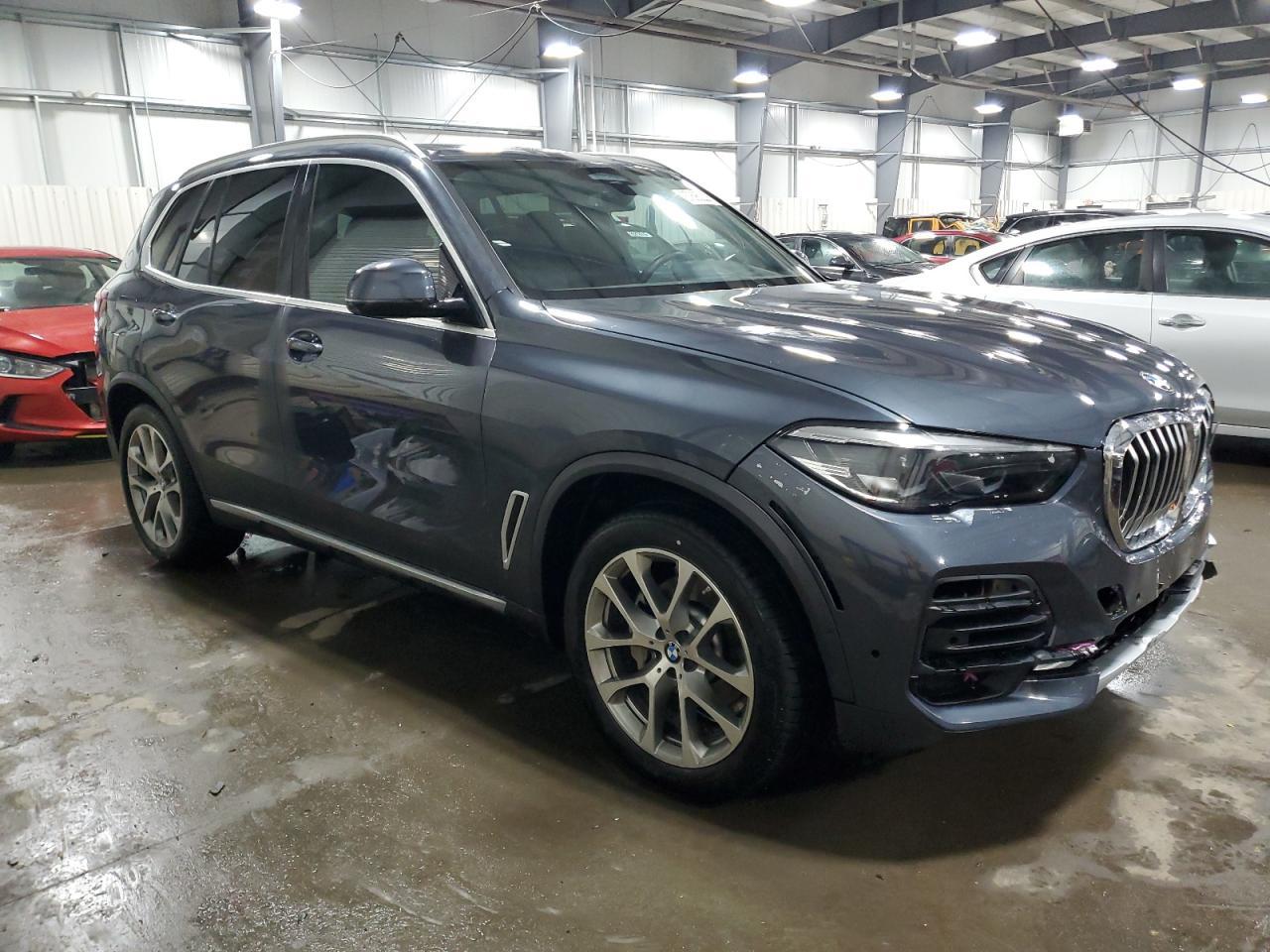 2022 BMW X5 XDRIVE4 - Фото 4