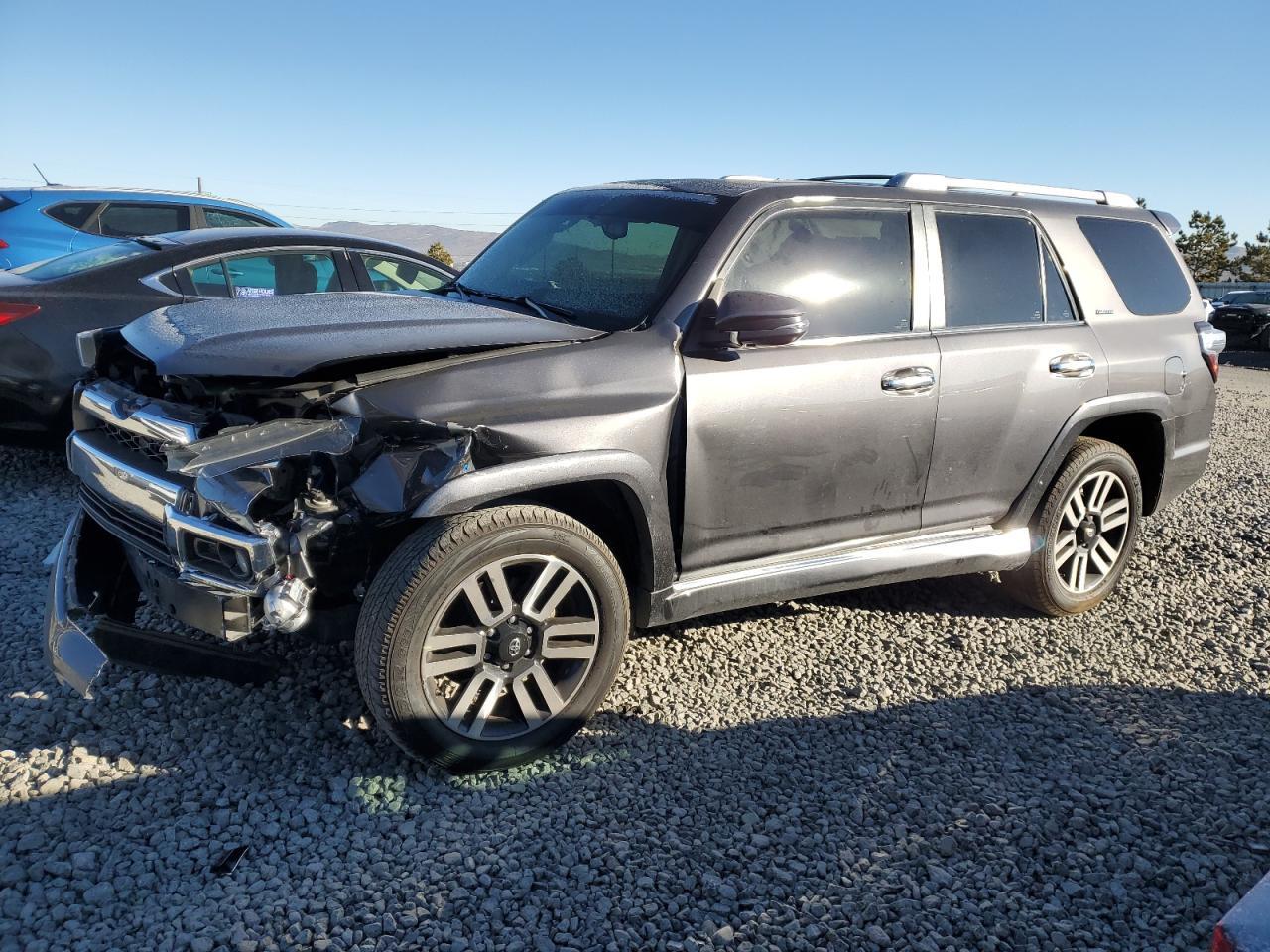 2018 TOYOTA 4RUNNER SR